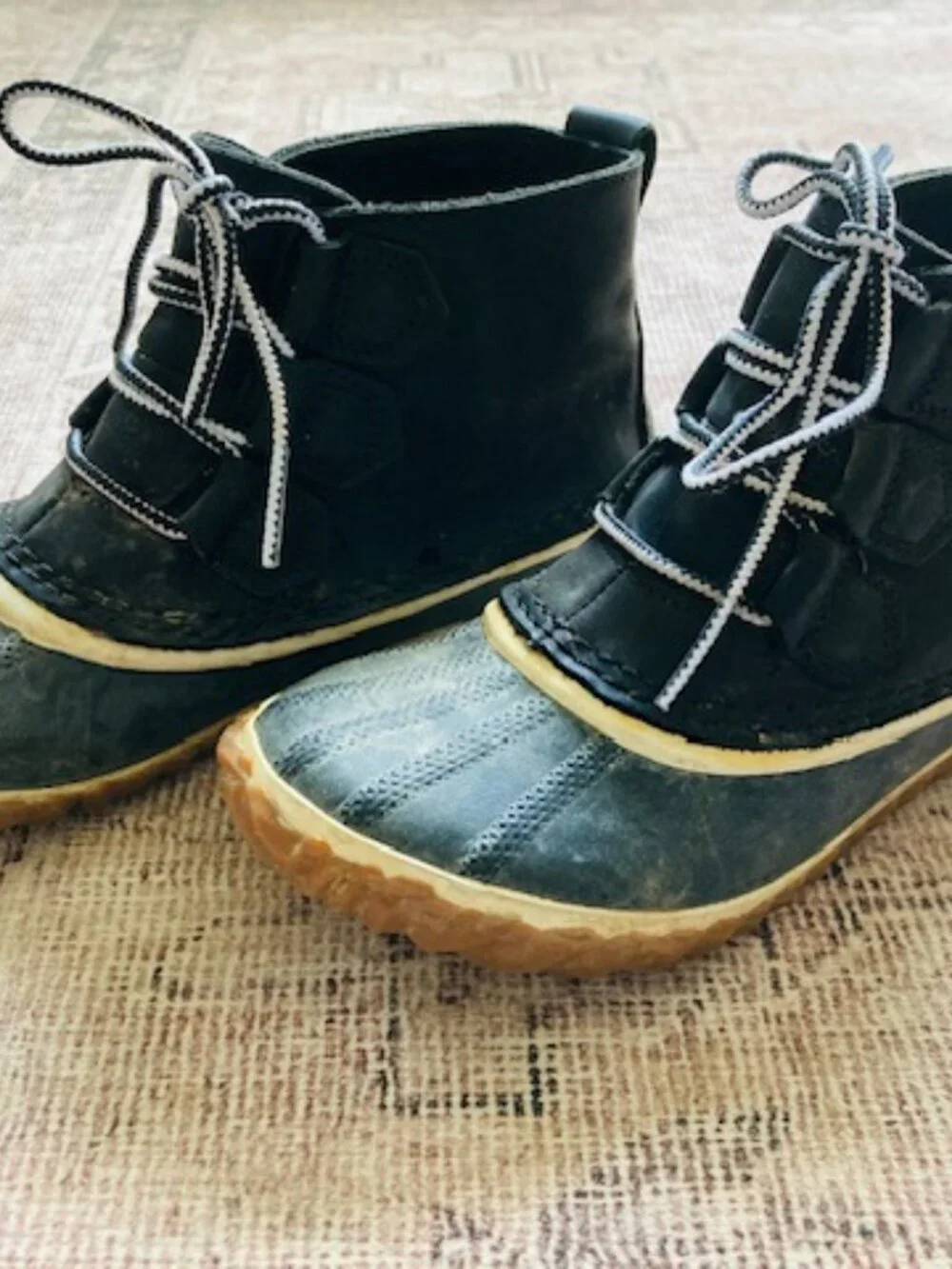 Sorrel Classic Out & About Duck Boot Rain Boots Size 6.5 Womens